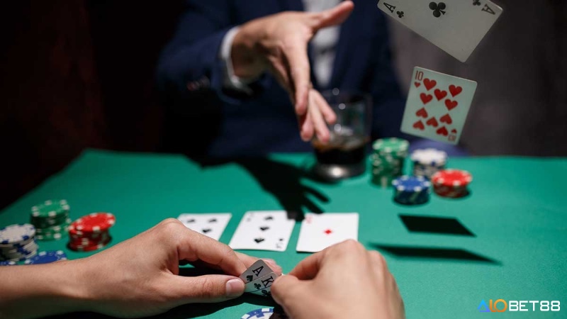 Equity Poker được xem là tỷ lệ khả năng mà người chơi sẽ giành chiến thắng trong trò chơi